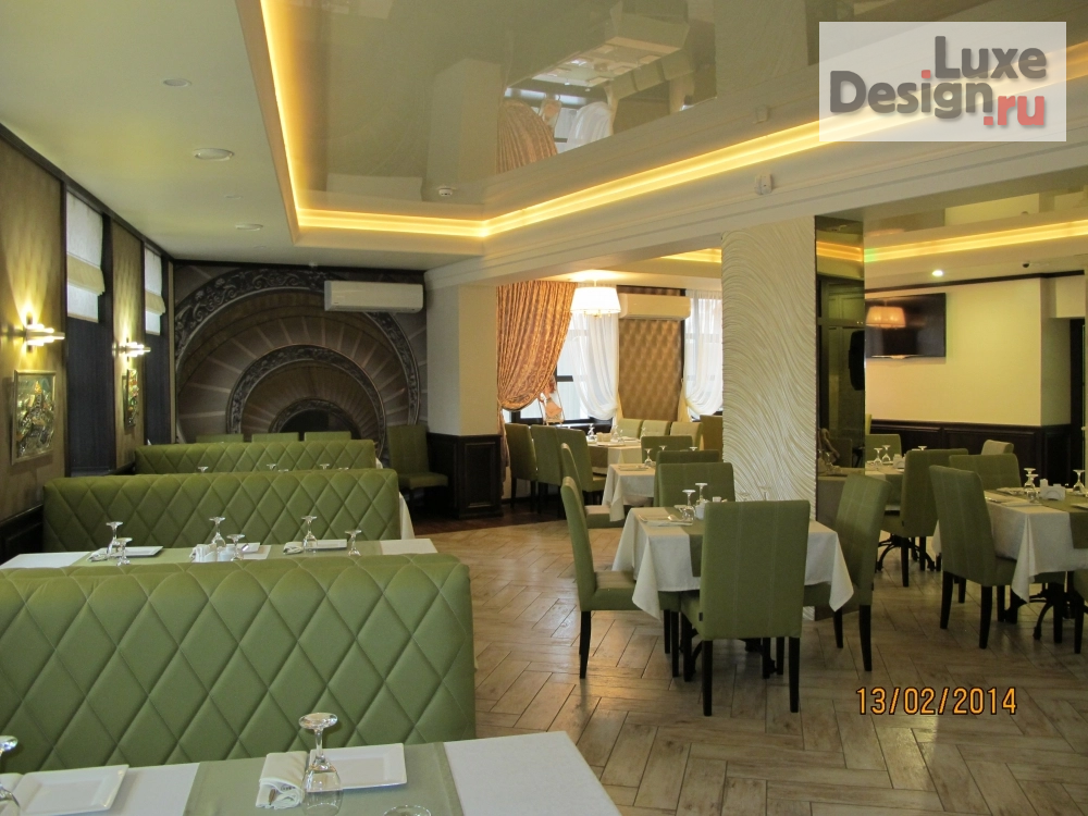 Дизайн интерьера ресторана "Белый зал ресторана БОГЕМИЯ" (фото 6)